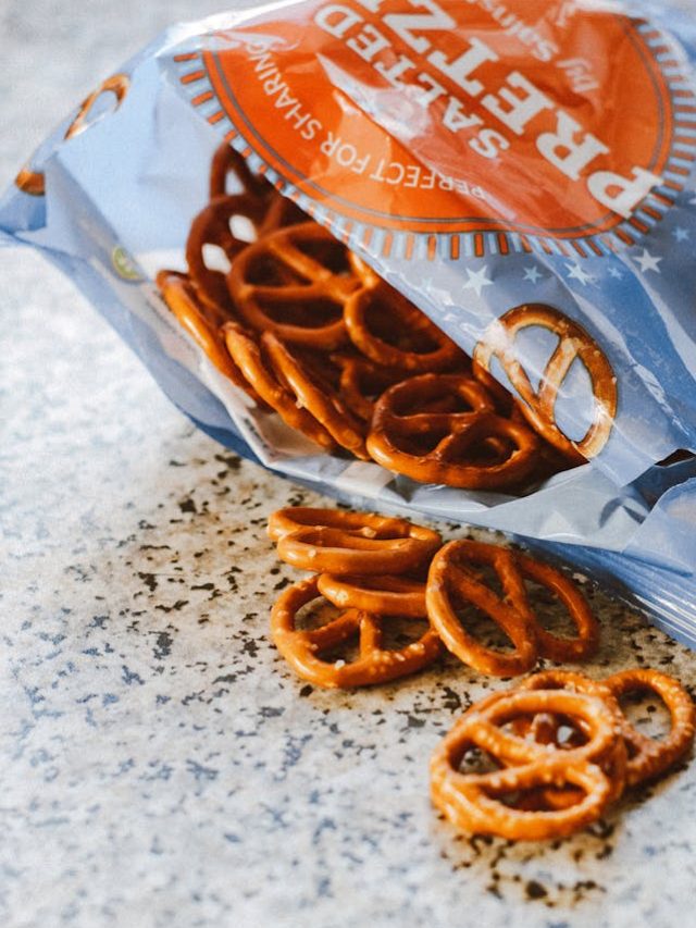 9 Snacks You Should Avoid That Are The Worst For Your Body